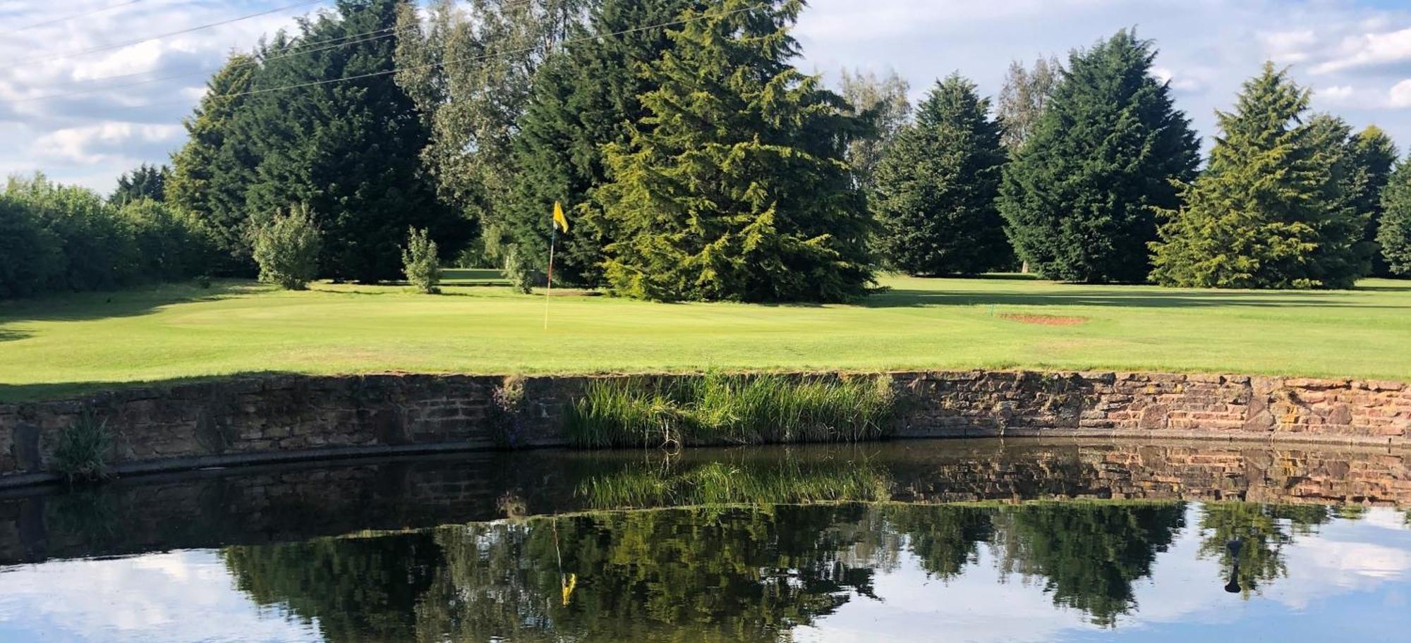 Golf Club And Guest house Newent