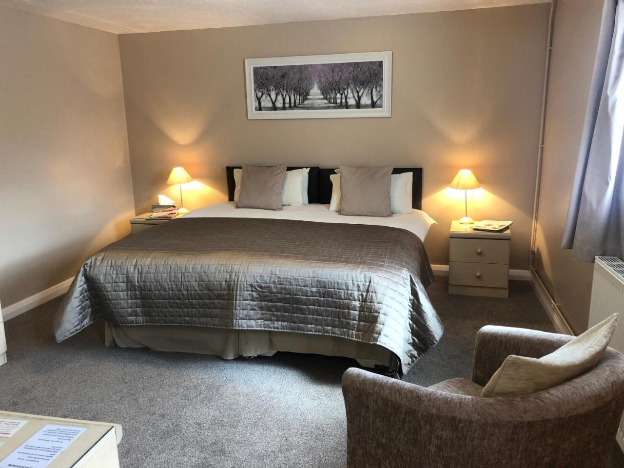 Golf Club And 4* Newent